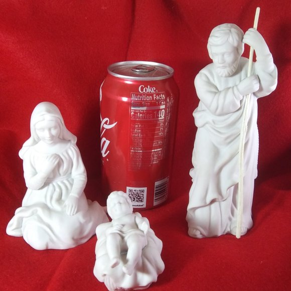 Vintage 1980's Avon Nativity Holy Family - Picture 2 of 15